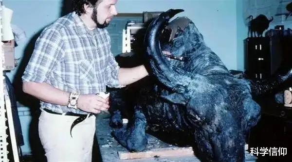肉冻的时间久了,还可以吃吗?几位科学家吃了50000年前的野牛肉
