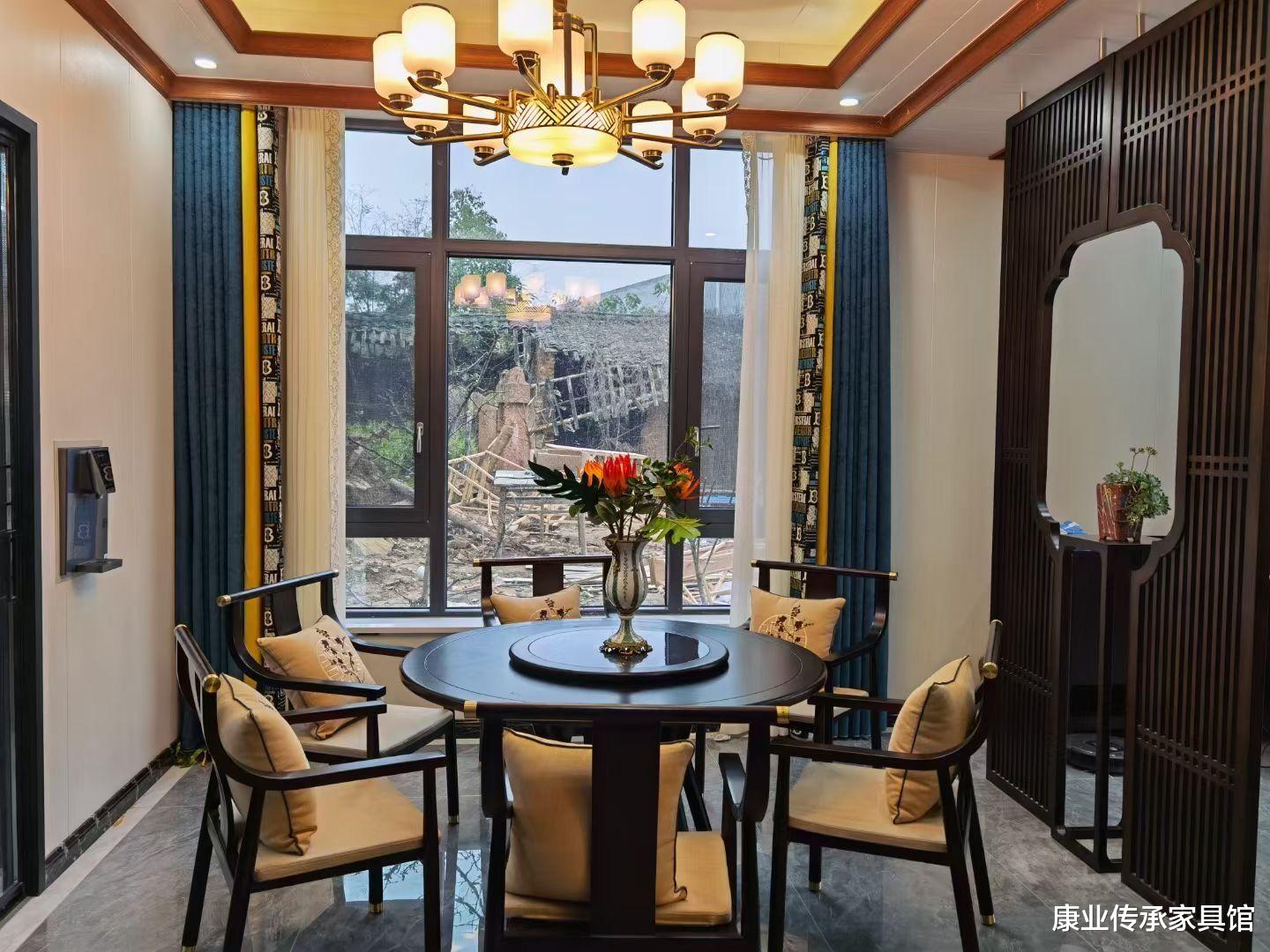 穿越光影，惊艳时光，这才是新中式的魅力