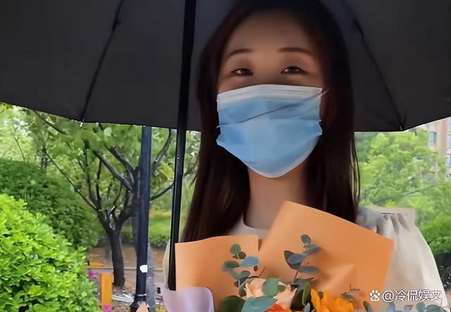 陈亚男|陈亚男拜访老友立新人设,全程沟通像剧本,网友:团队导演太业余