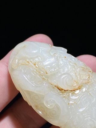 翡翠|清中期 和田玉籽料 白玉 苍龙教子 螭龙纹