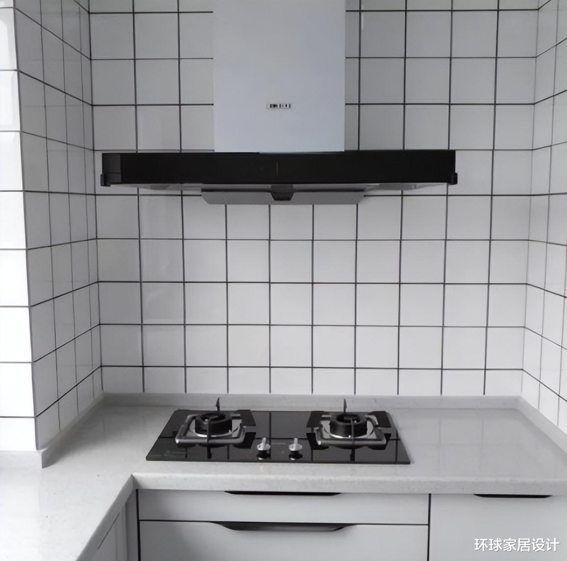 为什么用过顶吸式油烟机的人，都换回了侧吸式？原因主要有3点！