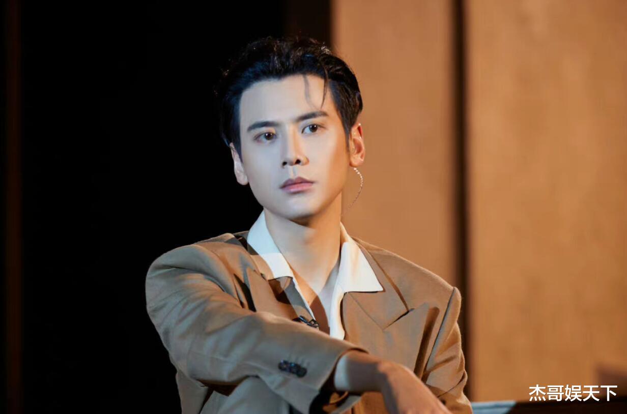 披哥|《披哥》同样是把客套话当真的3位哥哥，口碑却有好有坏