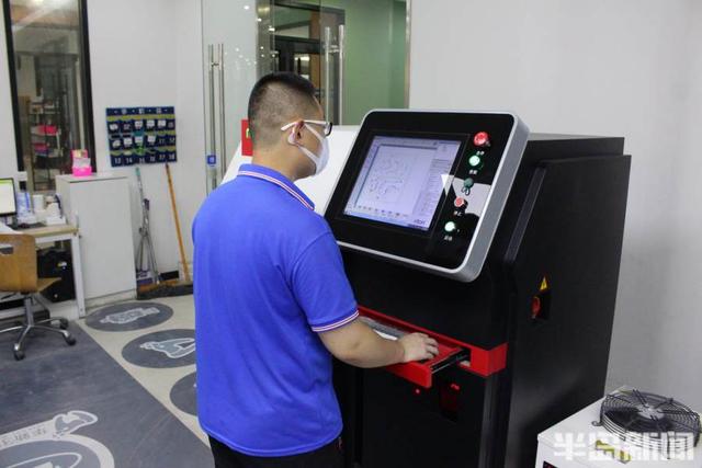 3D打印|种牙市场调查② | 3D扫描打印,制作要20多道工序!市场逐年递增,国产义齿企业为何叫苦?