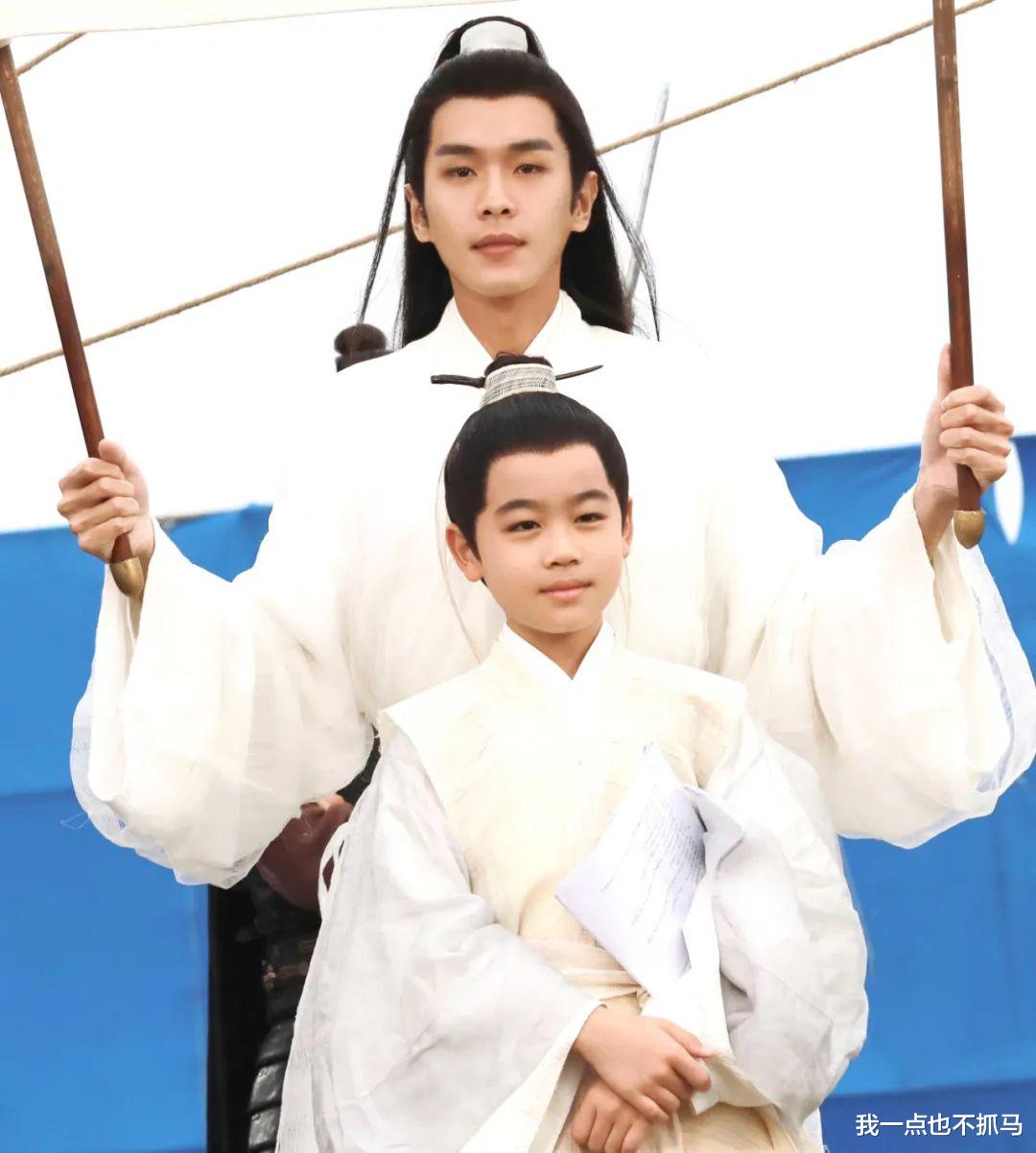 古力娜扎|娜扎“亲妹妹”也进娱乐圈了？新疆四美要重新洗牌了吧