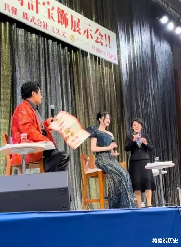 范冰冰|范冰冰国外成功复出!参加东京钟表发布会,穿优雅长裙稳坐C位