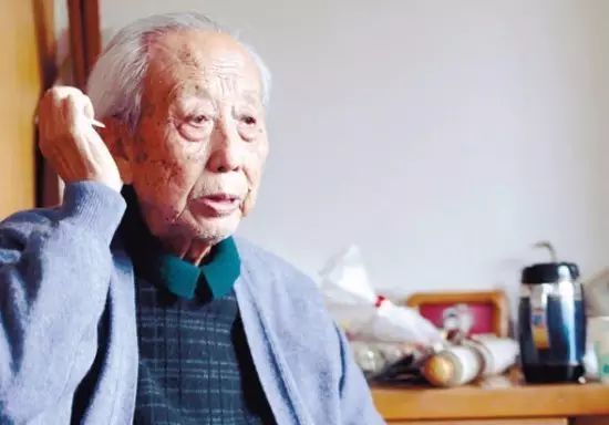 肝脏|国医大师李玉奇，被誉为“当代扁鹊”，他的5条养生秘诀值得借鉴