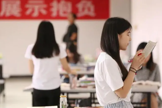 三级甲等医院|东北985“全军覆没”,上海人才储备标准引热议,还有地域区别?