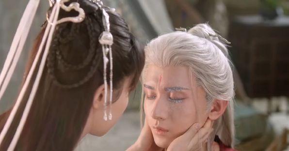 星汉灿烂|赵露思因星汉灿烂获赞，却遇上杨紫沉香如屑空降，究竟谁更胜一筹