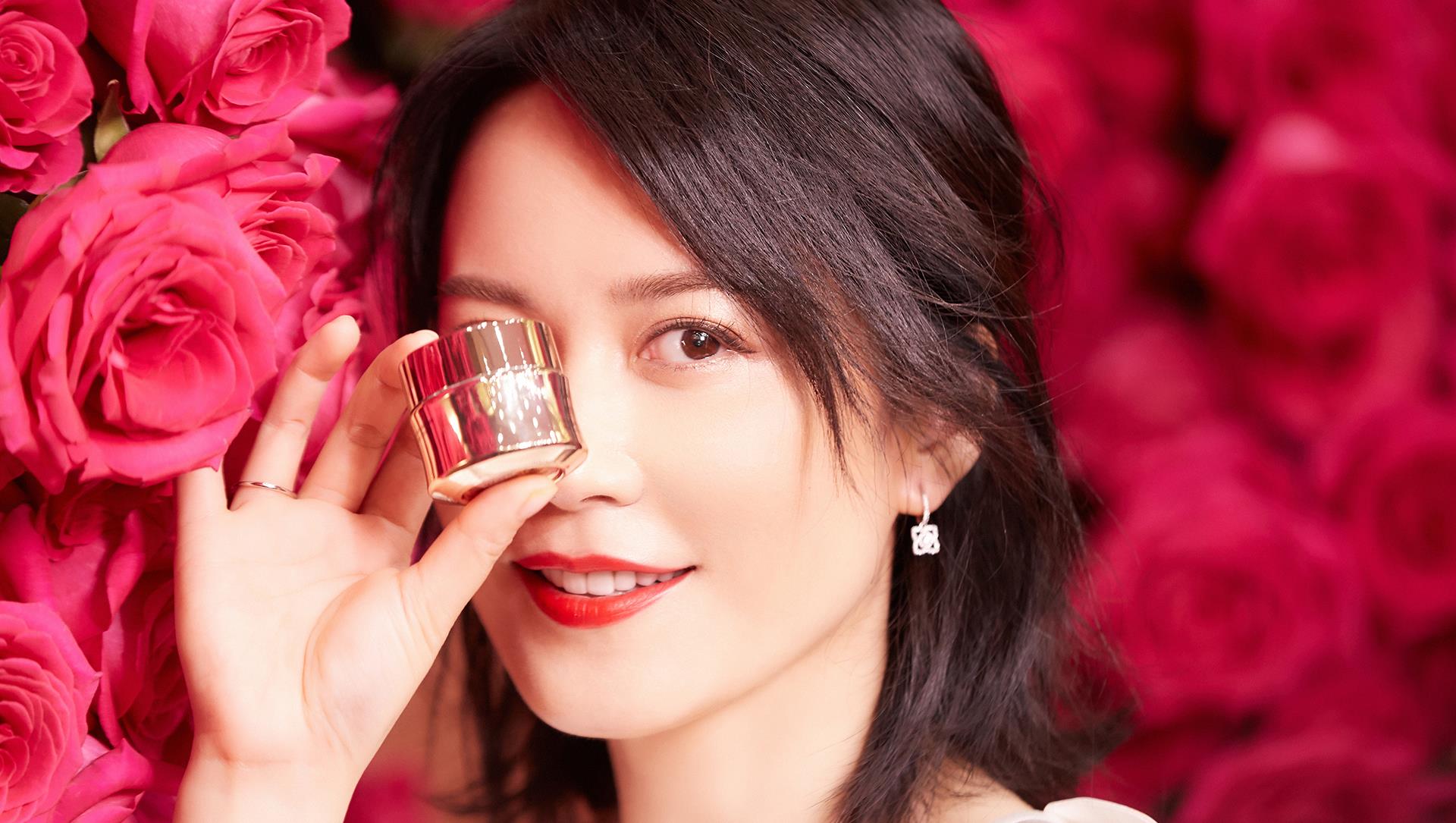 杨蓉 圈内最会保养的10位女星，个个皮肤水嫩，婀娜多姿，越老越有韵味