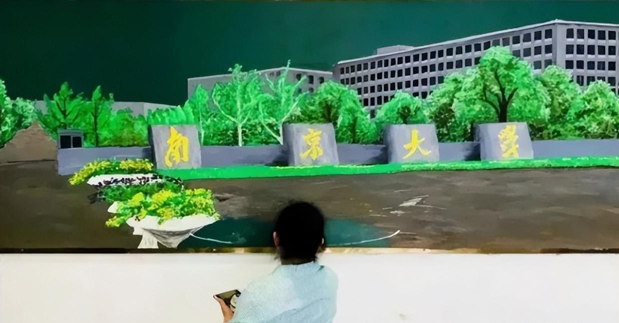 被保洁耽误的画家!南大46岁保洁吴立娣:被央视、人民日报皆报道