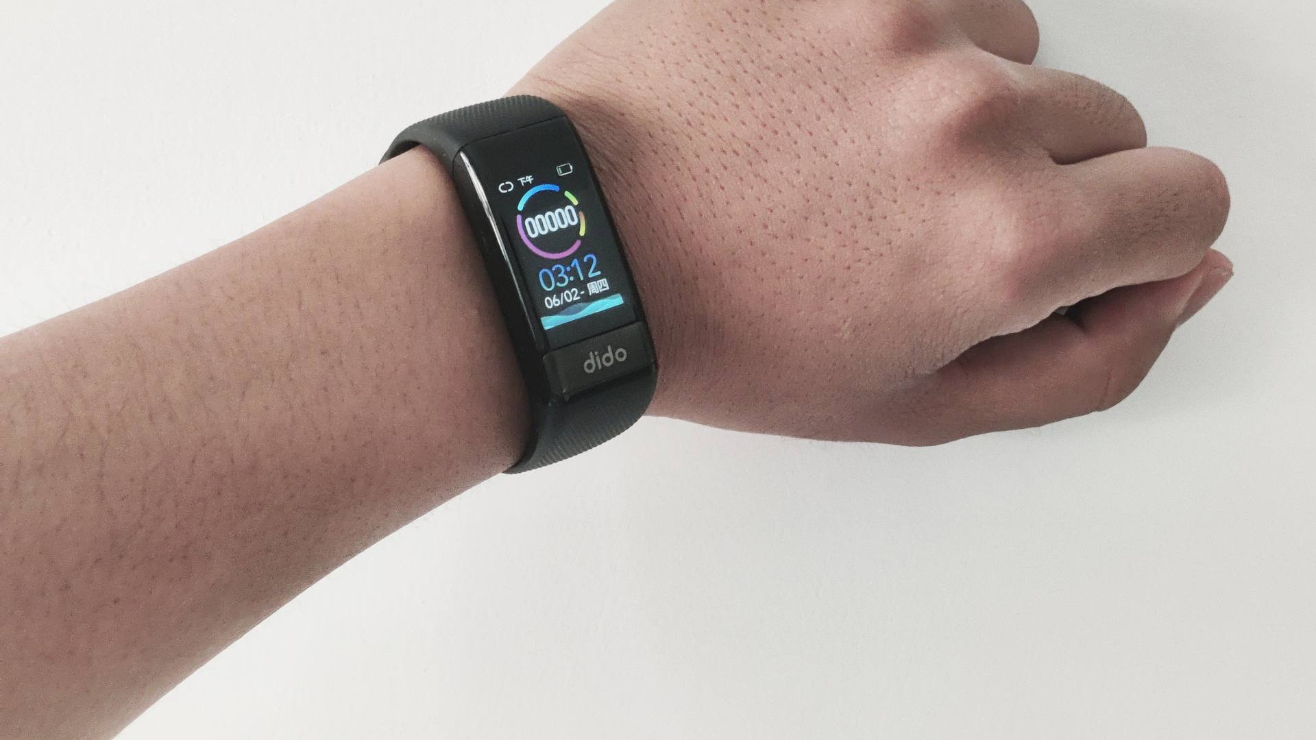 电信|智能手环的功能已经这么卷了吗？dido Y1健康手环全天测心电血压