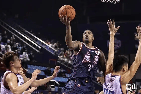 广东男篮|CBA广东成神秘之师，马尚赵睿全成隐形人，只待汤杰封神