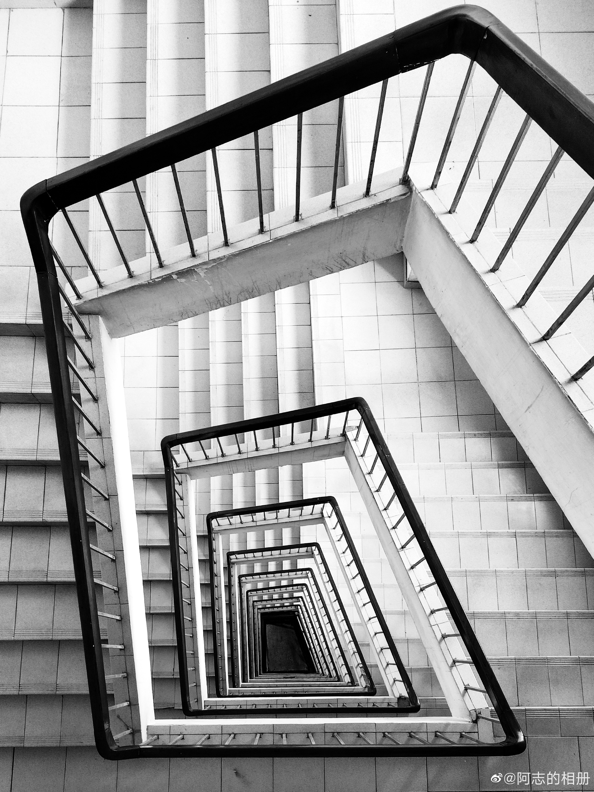 spring|当年说手机上1亿像素没用的,都被三星S22 Ultra打脸了吧?