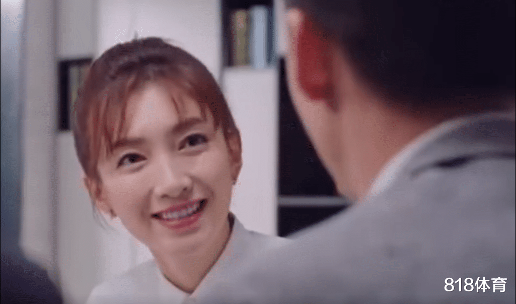 江疏影|笑喷! 武大靖曾在江疏影电视剧中演武大竞, 说台词背课文+霸王龙式握手