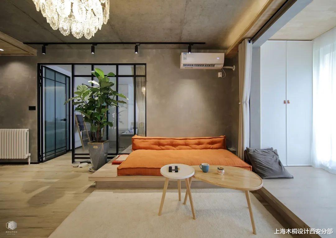 红砖用到家里原来这么酷,油工师傅都说“像风吹过的感觉”