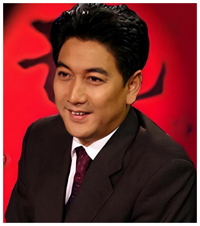 水均益女儿水亦诗：为父母离异落泪，如今将继母杨迪当闺蜜