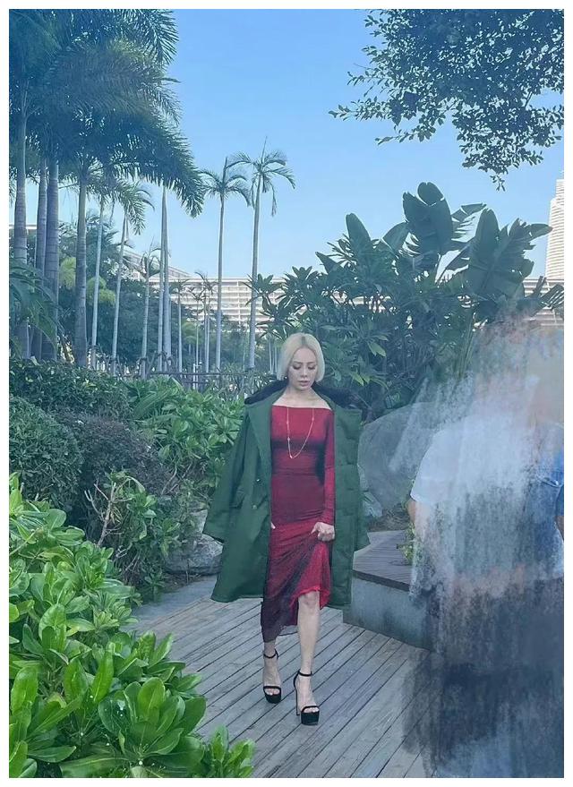 明星 金鸡奖明星生图盘点!有人脸泛油光,有人皮肤黝黑也有人惊艳四座