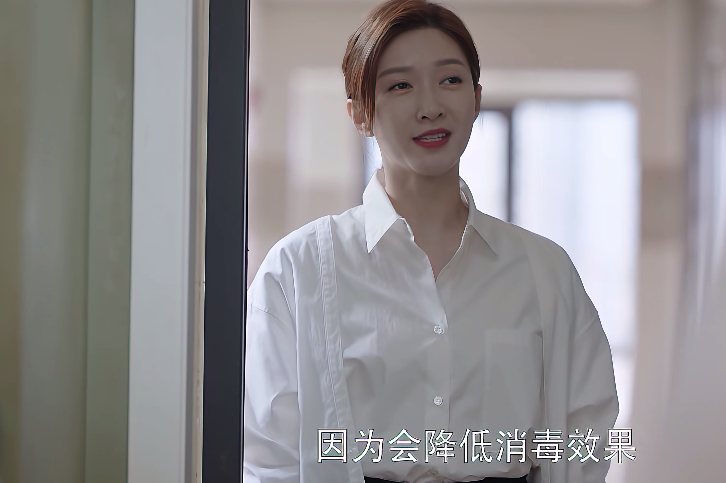 江疏影|当窦骁叫“妈妈”时我忍了,可江疏影的“眯眼睛”我真是忍不了