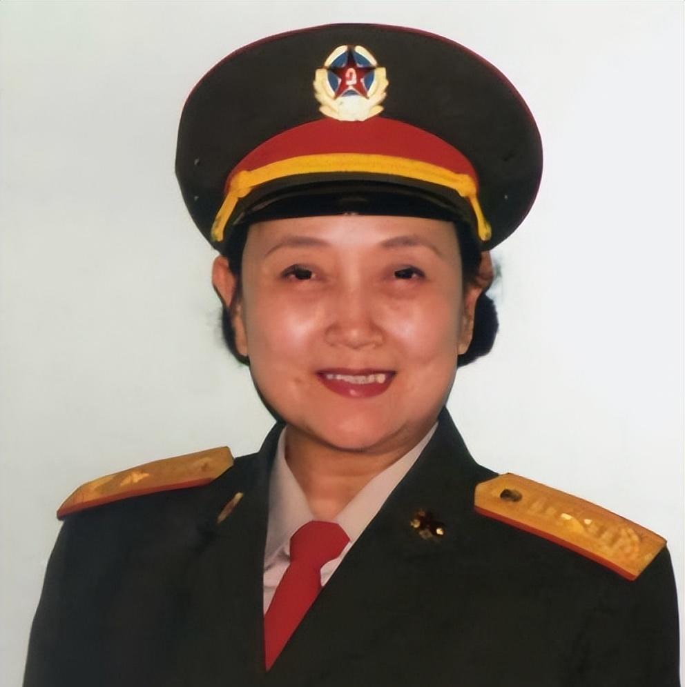 王晓棠|王晓棠：原八一电影制片厂厂长，54岁授大校，59岁升少将，今88岁