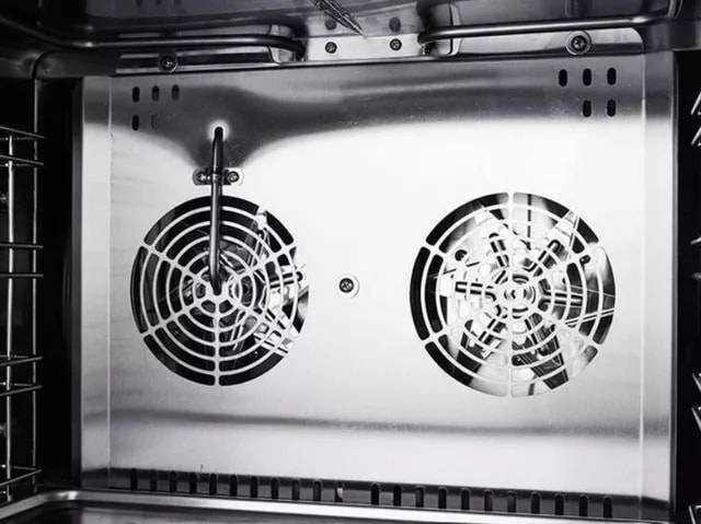 空气炸锅和烤箱哪个更适合家用?分别用了1年多,谈谈我的感受