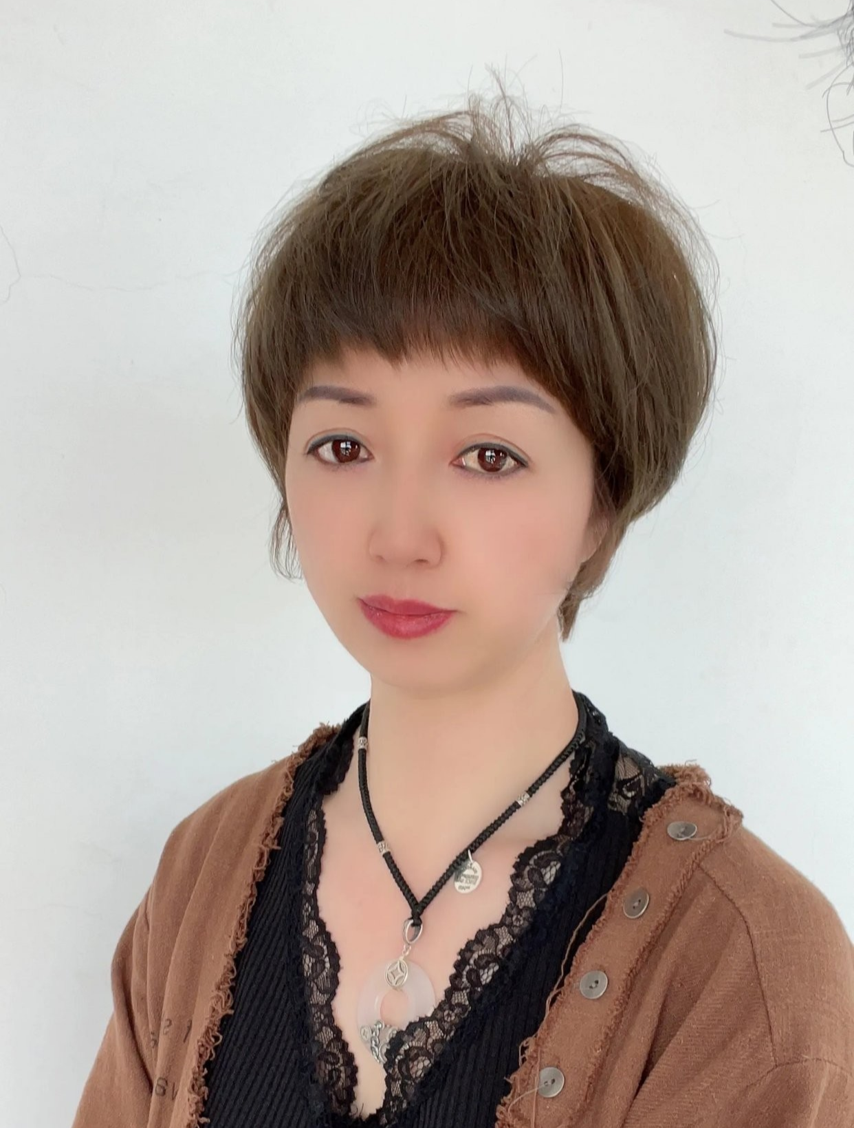 短发 女发无论怎么剪,也要看看这四种,时尚立体显气质
