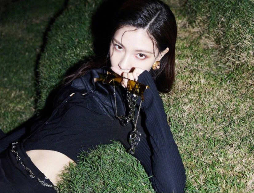 练习生|时尚女王宋妍霏,十六岁成为练习生,二十五岁出演女主!