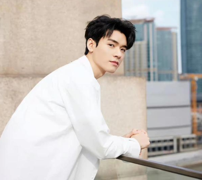 龚俊|下一个肖战？龚俊陷黑料风波，团队发声：单身无孩子