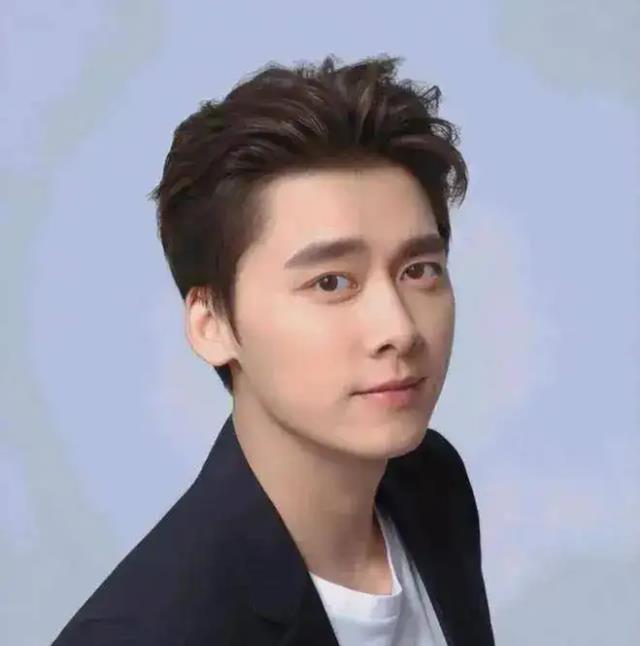 李易峰|李易峰前女友再曝聊天记录，透露两人谈恋爱马苏陈伟霆都知情