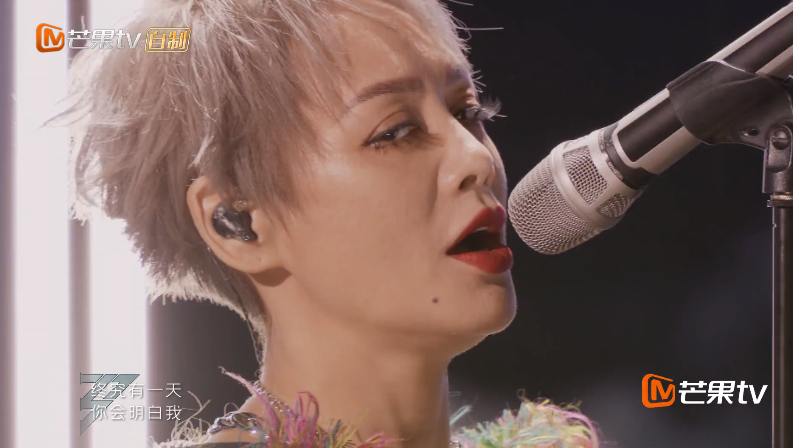 姐姐|没想到《乘风破浪》初舞台秀,又卷又惊喜的是这4位中年女演员