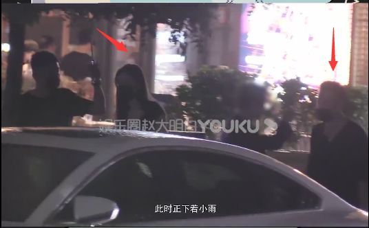 汪小菲|汪小菲正式官宣恋情！与张颖颖寺庙前十指相扣，满脸笑容感情甜蜜