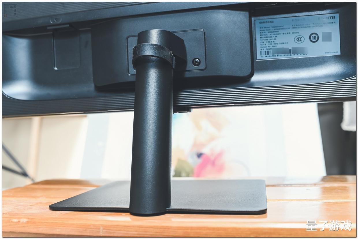 显示器|一块屏幕连接多种设备,还能当作智能电视,更好用的智能显示器