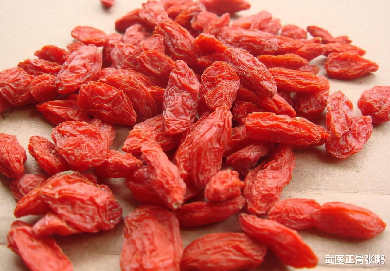 肾结石|常吃枸杞能“养肾”?内科专家:常吃“1素”,肾脏或“恢复如初”