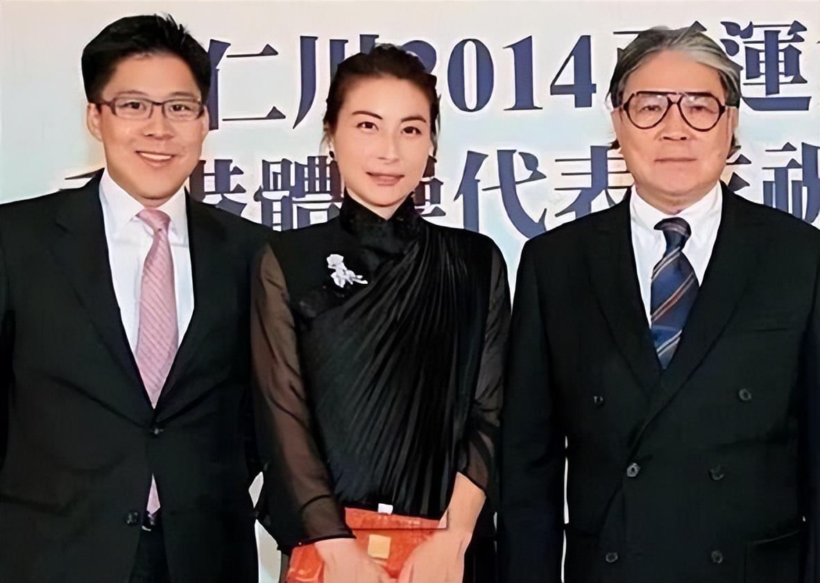 韩雪|\清醒贵妇\郭晶晶：被港圈贵妇排挤获公公撑腰，连夜搬出霍家豪宅