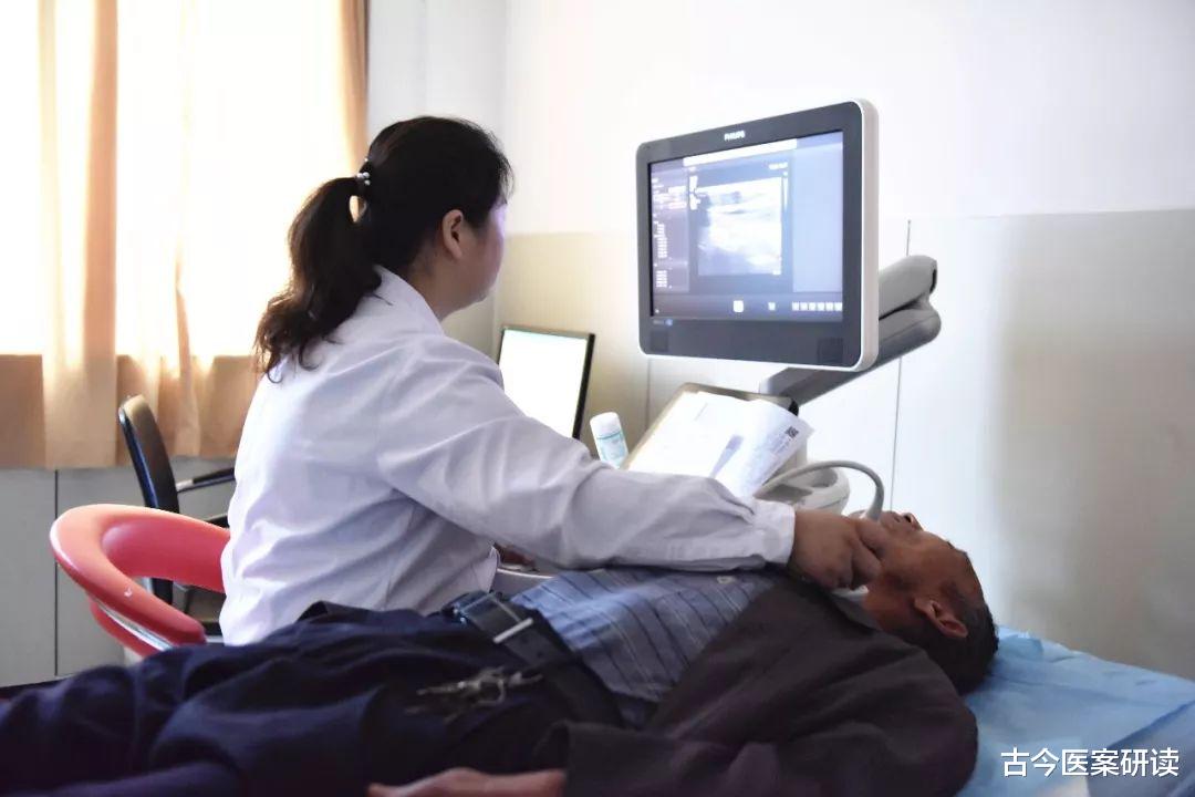 甲状腺|仅用一年，45岁男子结节从2cm降至0.1cm，医生直夸：方法值得借鉴