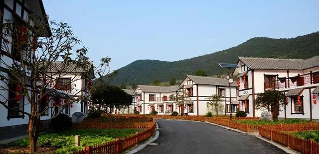 上海市|新规正式实施，农民或将不能随意翻建房屋，会有什么影响？