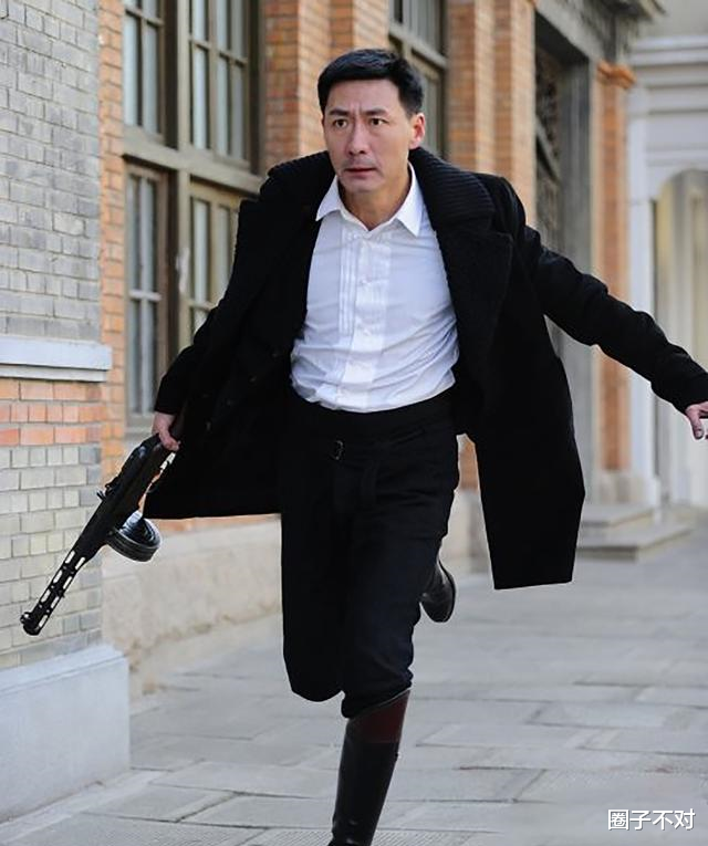 张子健|“女富豪”方芸：带着儿子嫁给“元芳”张子健，一家四口生活甜蜜