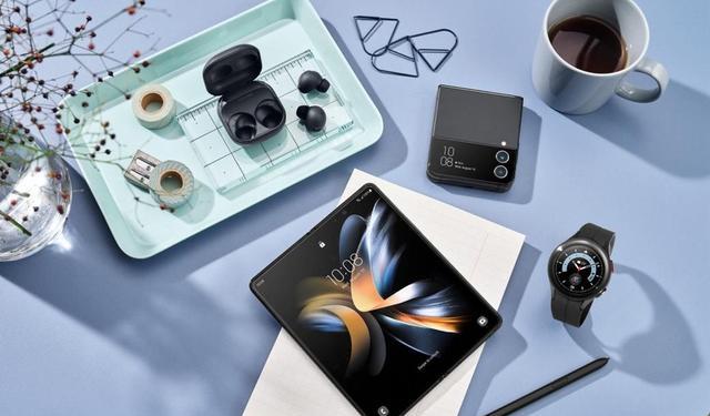 三星|当折叠屏星机邂逅Galaxy生态产品为生活创造更多可能