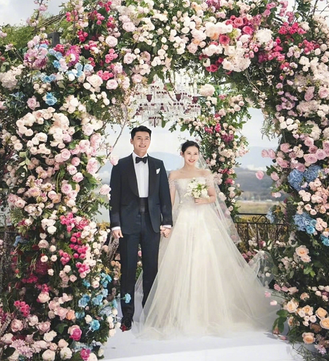 玄彬|玄彬孙艺珍婚后正面合照来了！欧巴肉眼可见幸福肥了，看着圆润了不少