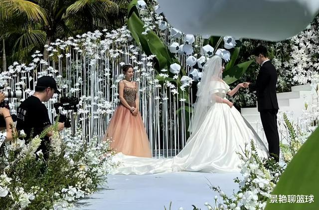 徐静蕾|仅仅2天，娱乐圈的瓜就这么劲爆？结婚、出轨、坠亡，应有尽有