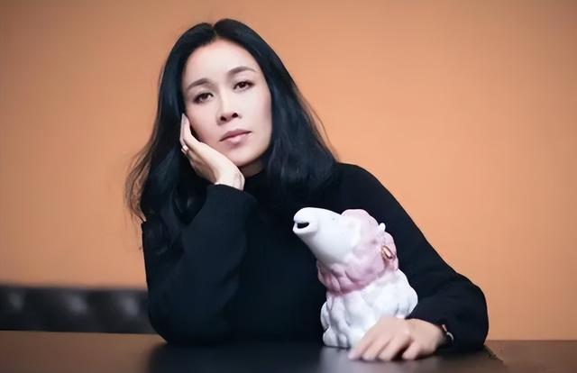 高峰|那英：爱上高峰是我的错，分手后嫁孟桐，幸福的背后有泪水