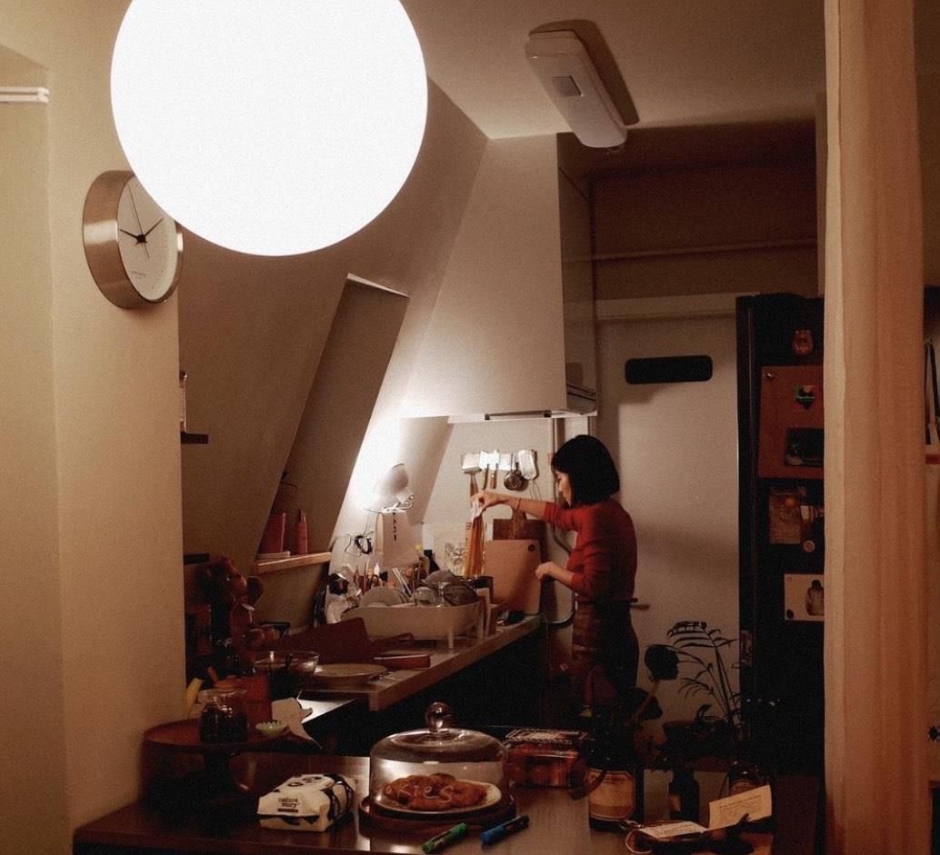 韩国精致小二层，芝麻大空间布置得温暖治愈，一个人依旧不愿将就