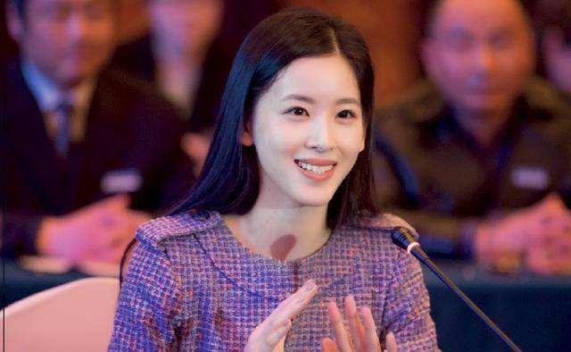 章泽天|身家位列全球富豪榜第54名,章泽天:我的野心,不只是刘强东妻子