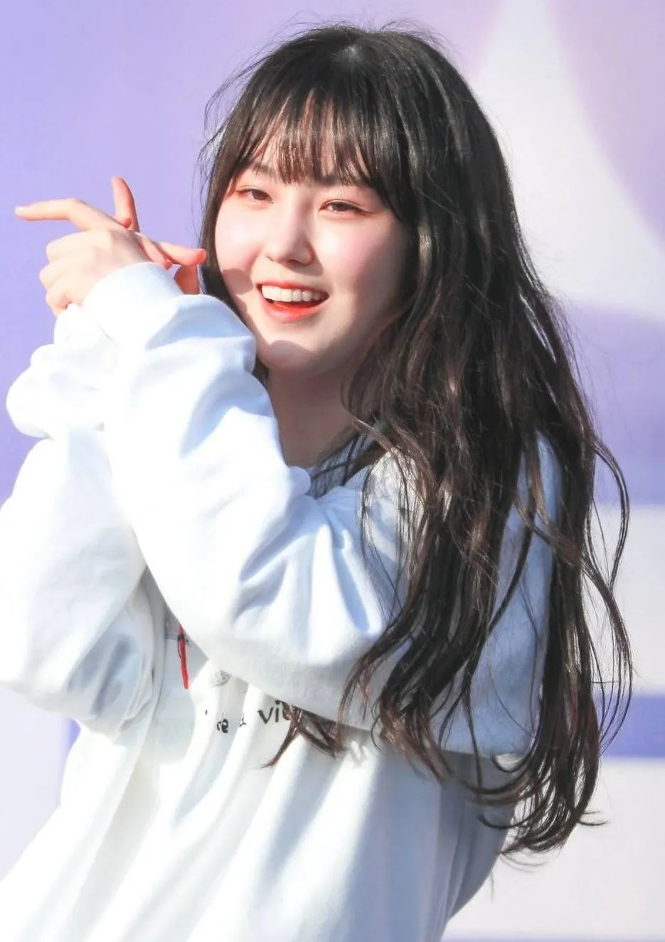 沈小婷|不得不服！女团出道一个月，成员集体换脸？