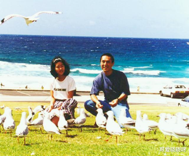 张艺谋|张艺谋情史:跟发妻离婚,女儿挤走巩俐,陈婷隐忍11年修成正果