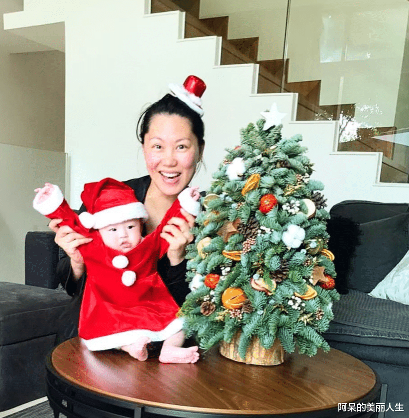 吕方|吕方小16岁娇妻晒娃！2岁女儿漂亮可爱，三层别墅太豪华