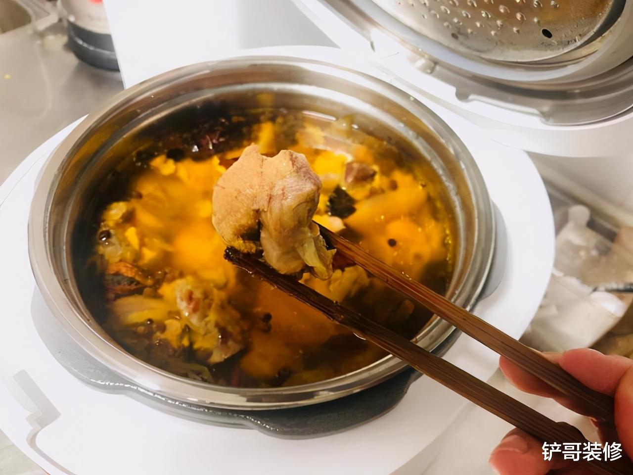 建议大家:若不差钱,给厨房升级4样“高级货”,日子越过越幸福