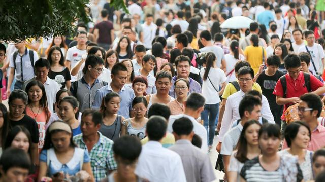 人力资源|文科生学这四类专业，市场需求量大，适合发展，薪资待遇也高