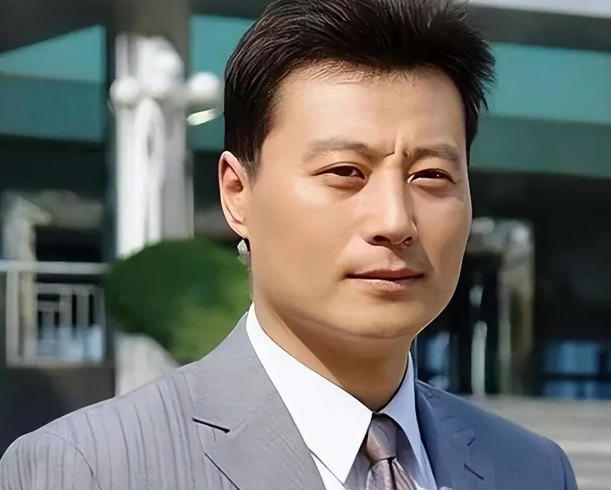 任程伟|任程伟：一无所有时，黄蕾无怨无悔陪伴左右，成名后绝不抛弃她