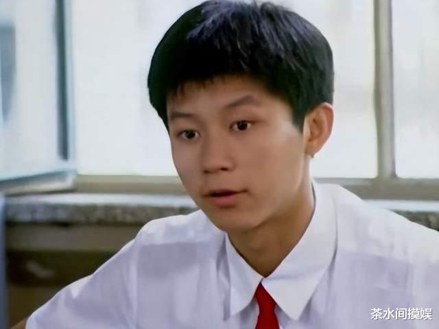 情侣|“超龄少年”比“丫头教”更辣眼睛:情侣演成父女,老戏骨也翻车