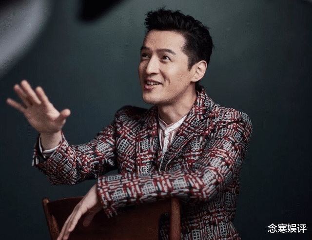 胡歌|胡歌承认隐婚生女后,结婚登记信息被人泄露,已经触犯了刑事案件